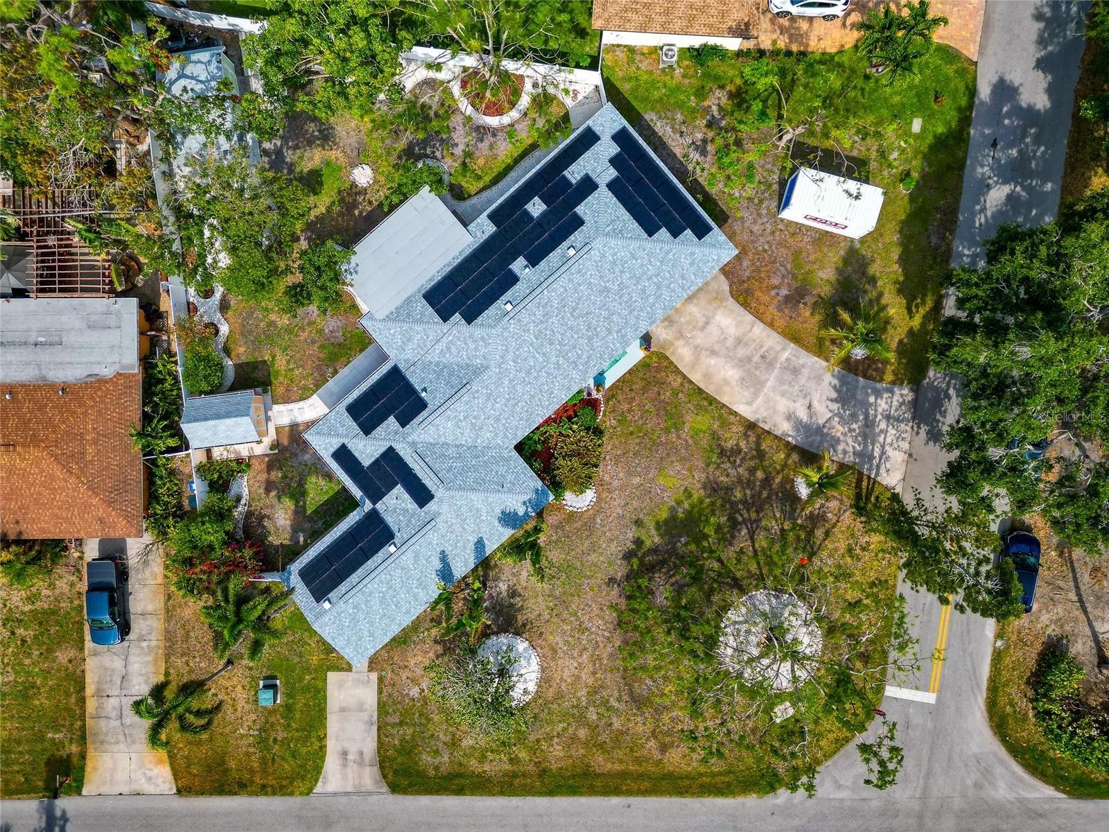 Image 63 of 77 For 1722 Hazelwood Street