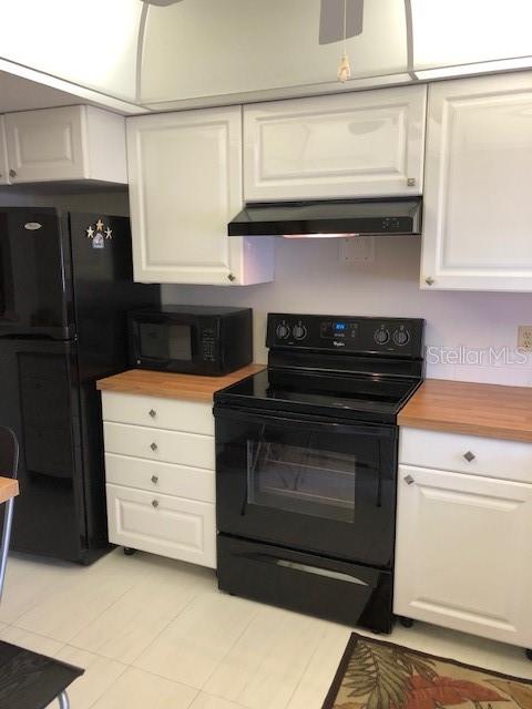 Image 11 of 28 For 102 Capri Isles Boulevard 103