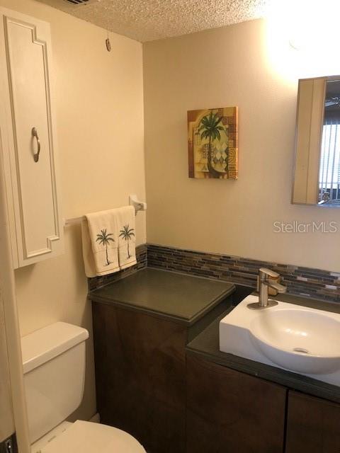 Image 20 of 28 For 102 Capri Isles Boulevard 103