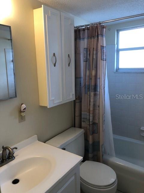 Image 24 of 28 For 102 Capri Isles Boulevard 103
