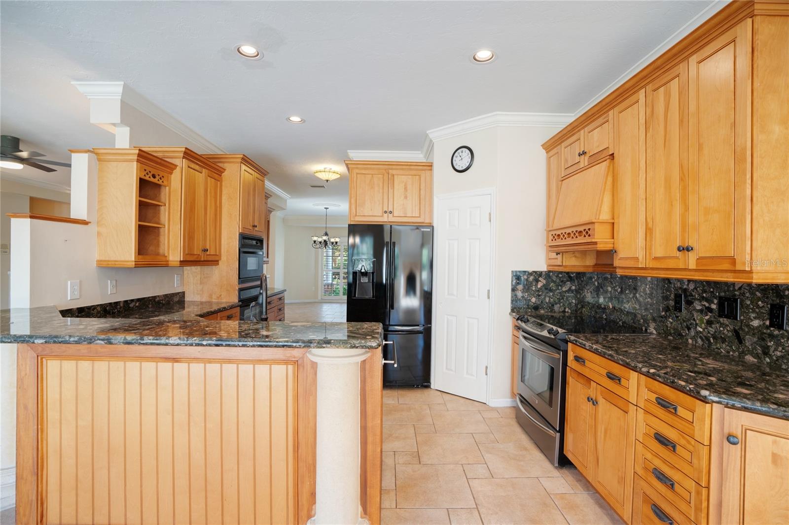 Image 11 of 33 For 7945 Palmer Boulevard