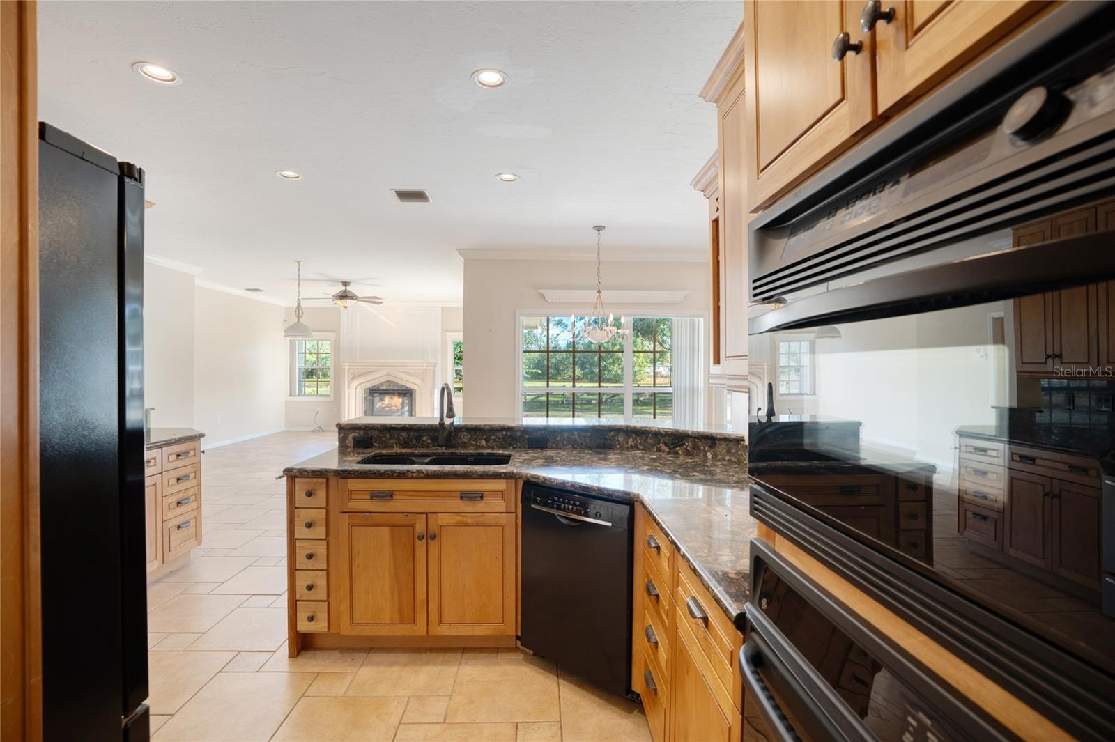 Image 13 of 33 For 7945 Palmer Boulevard