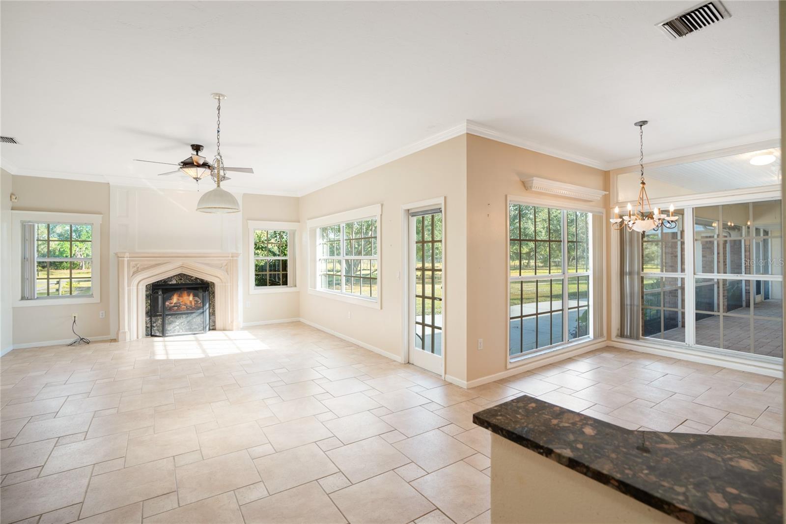 Image 15 of 33 For 7945 Palmer Boulevard