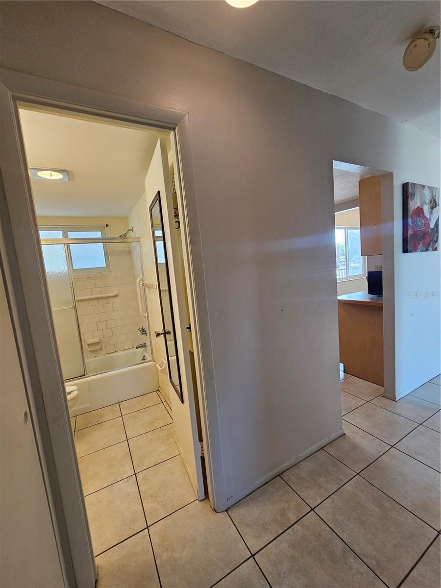 Image 14 of 91 For 2321 Canal Drive F25