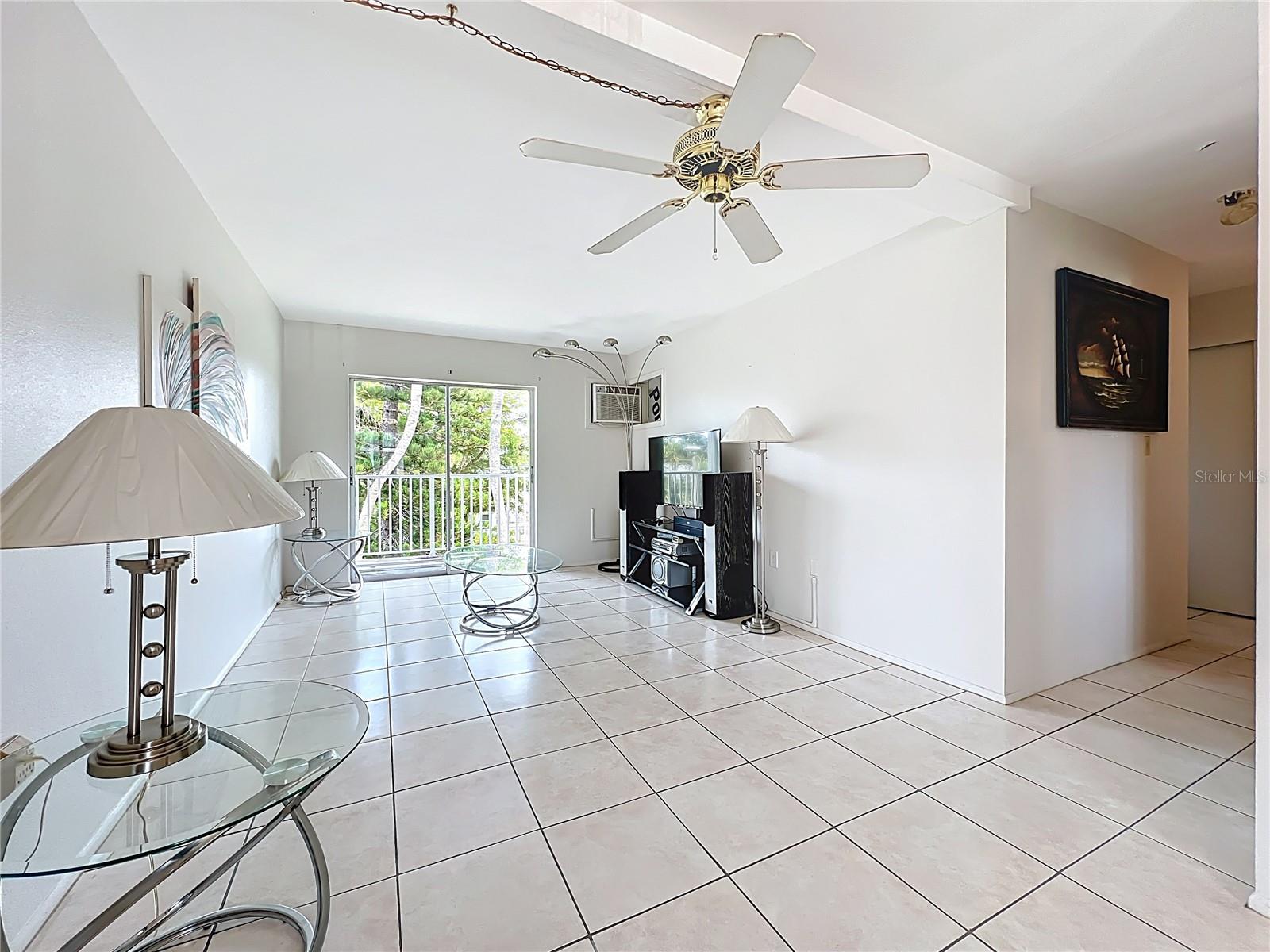 Image 36 of 91 For 2321 Canal Drive F25
