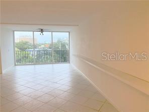 Image 9 of 20 For 435 Gulfstream Avenue 506