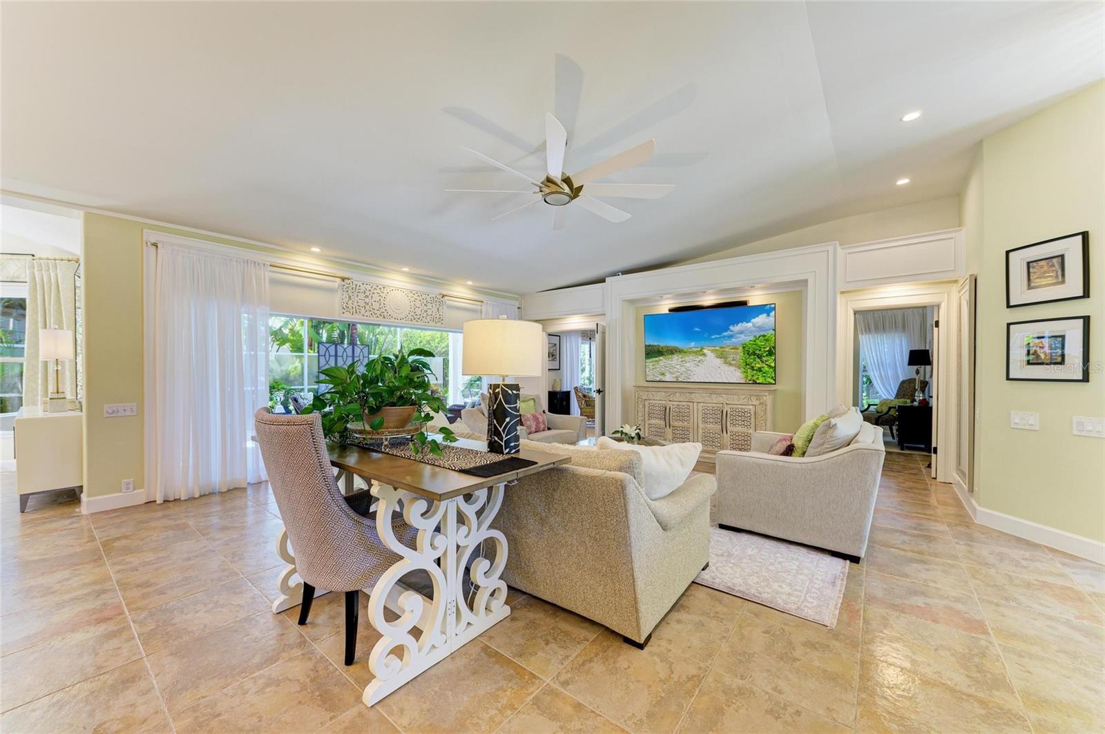 Image 12 of 92 For 6102 Sonesta Court