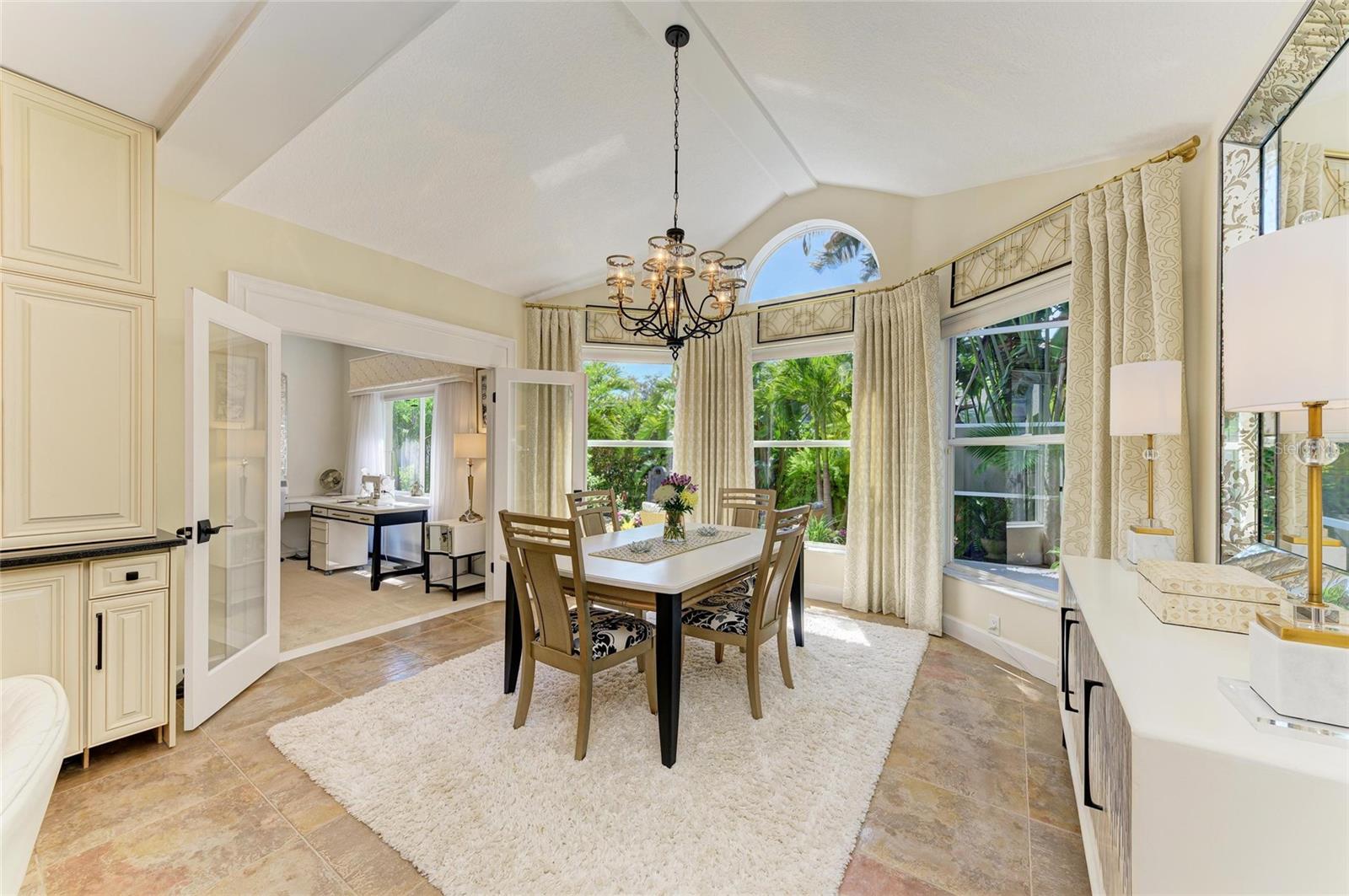 Image 25 of 92 For 6102 Sonesta Court