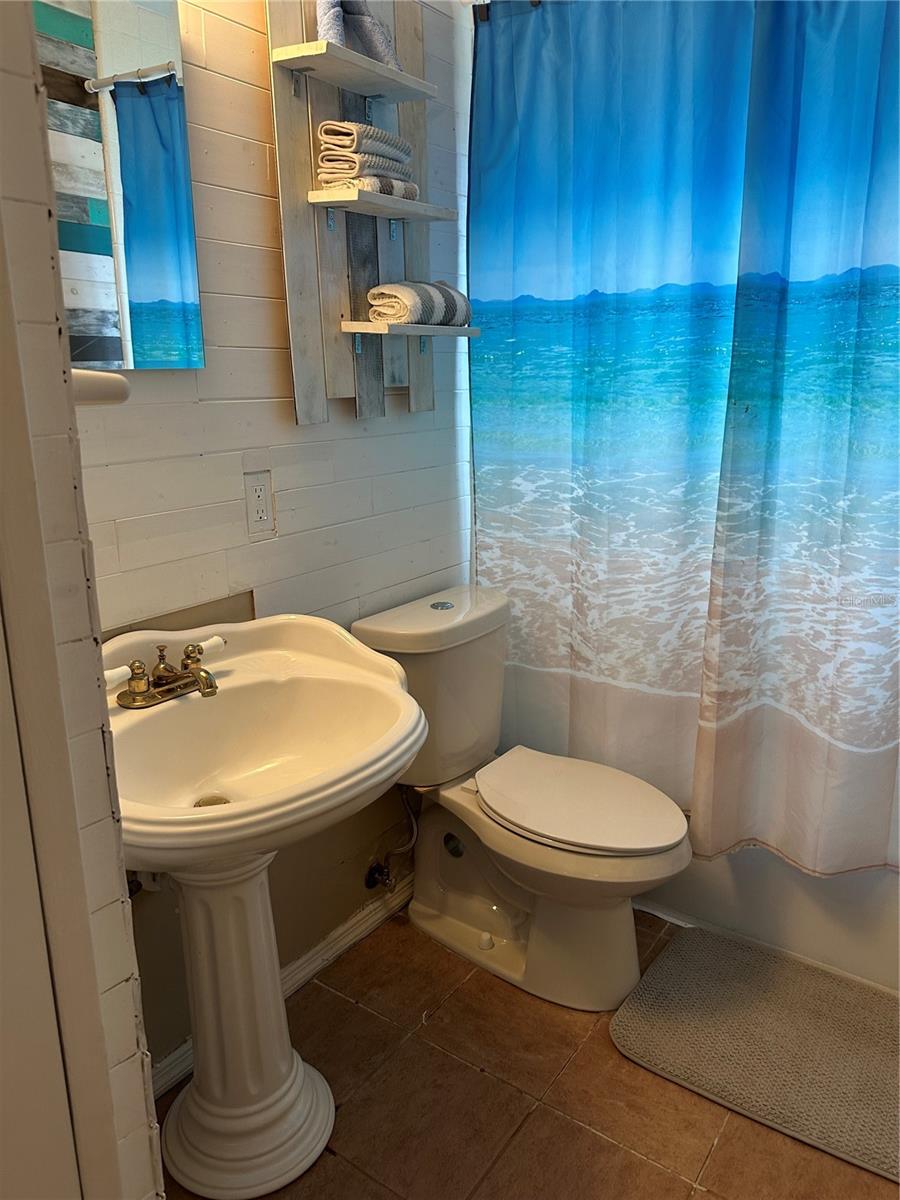 Image 14 of 26 For 2315 Avenue C  7