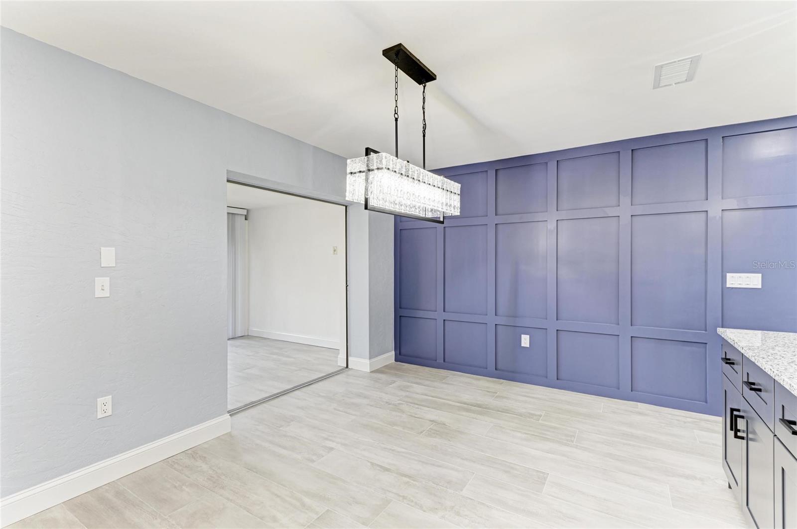 Image 11 of 46 For 1364 Westport Lane 1403