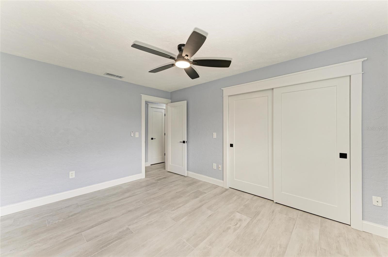 Image 34 of 46 For 1364 Westport Lane 1403