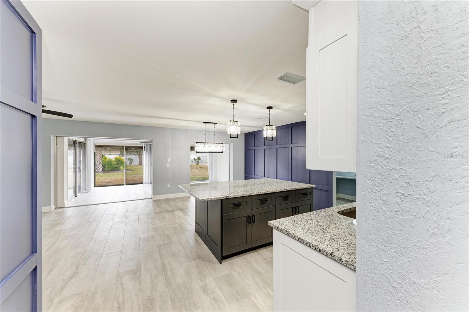 Image 6 of 46 For 1364 Westport Lane 1403