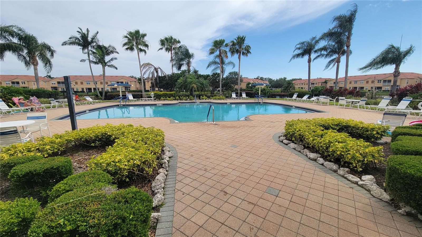 Image 10 of 33 For 3784 Parkridge Circle 22-203