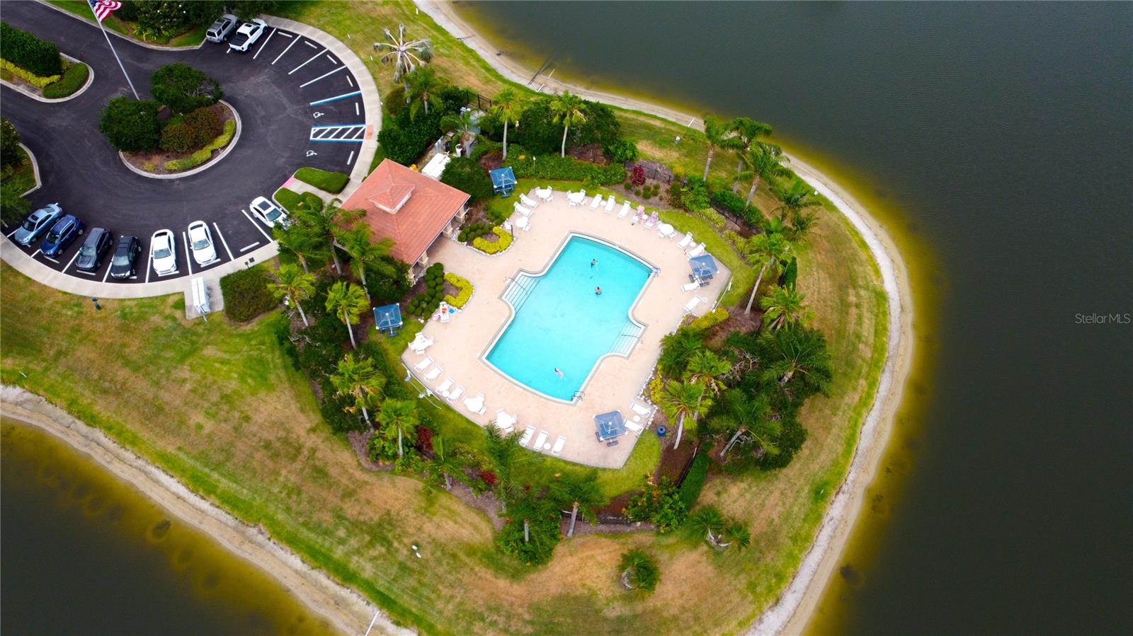 Image 11 of 33 For 3784 Parkridge Circle 22-203