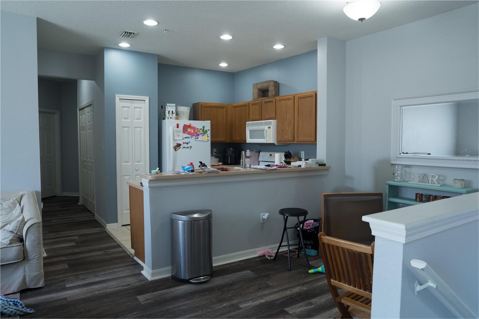 Image 17 of 33 For 3784 Parkridge Circle 22-203