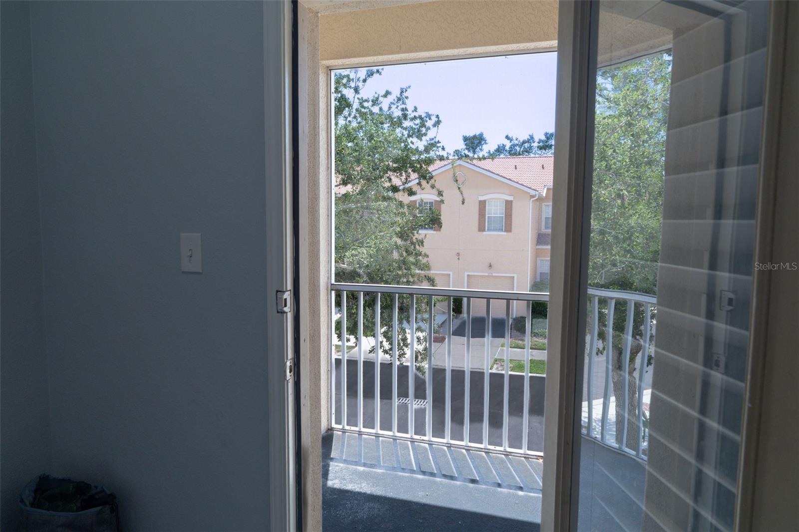 Image 20 of 33 For 3784 Parkridge Circle 22-203