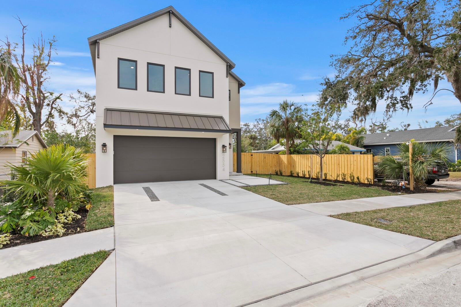 Image 2 of 45 For 2249 Oak Terrace Street