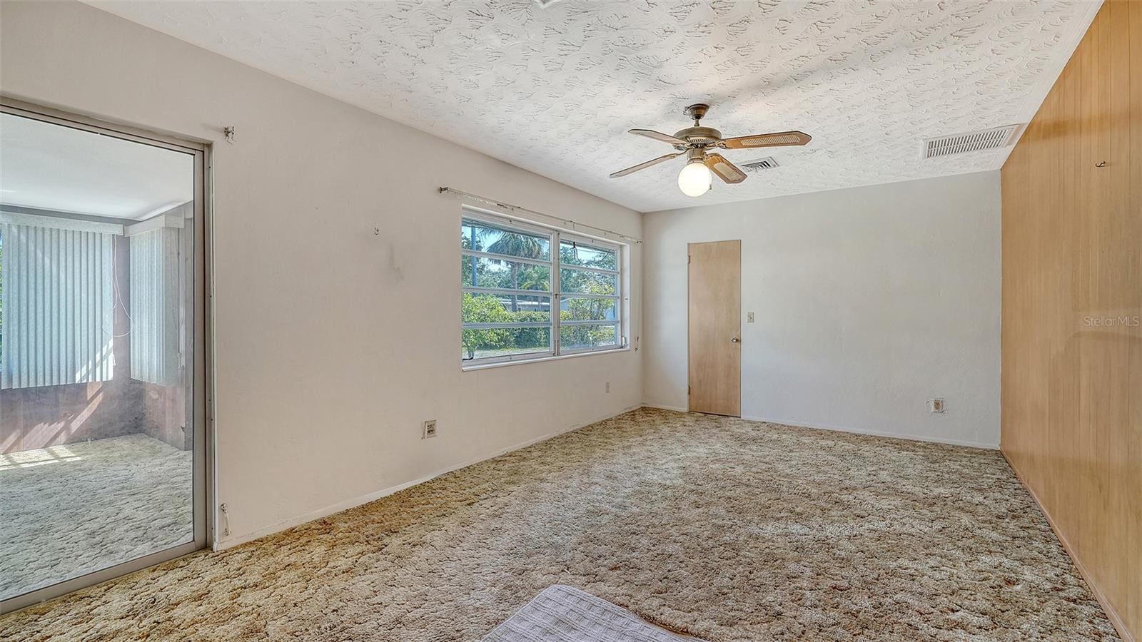 Image 13 of 27 For 2702 Bedford Way