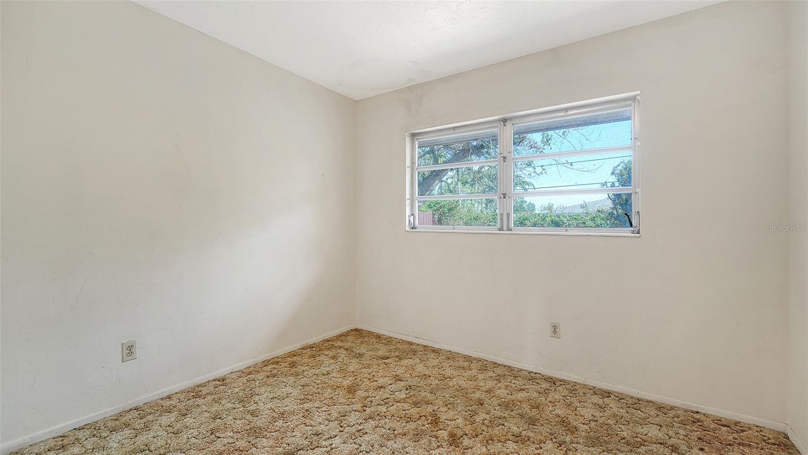 Image 18 of 27 For 2702 Bedford Way