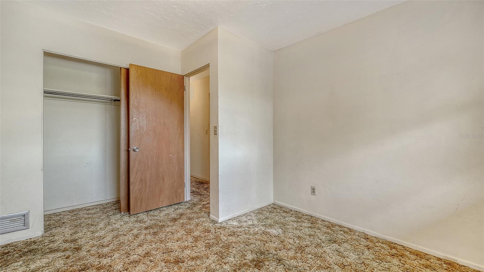 Image 19 of 27 For 2702 Bedford Way