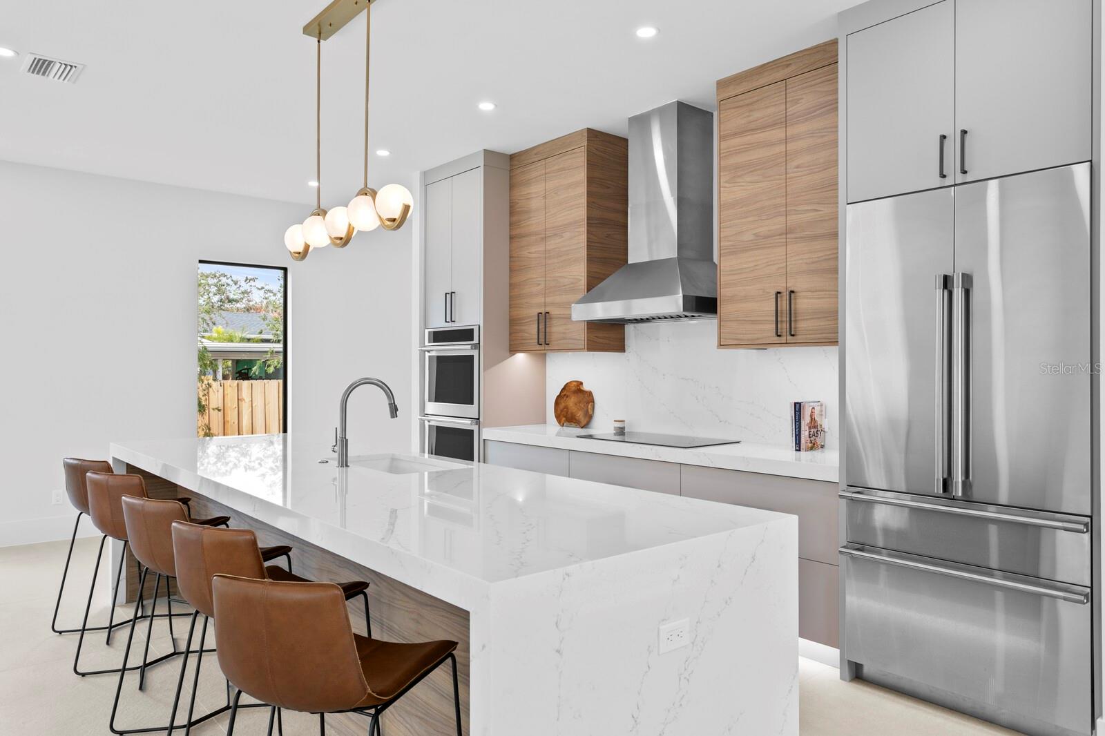 Image 19 of 65 For 2554 Arlington Street