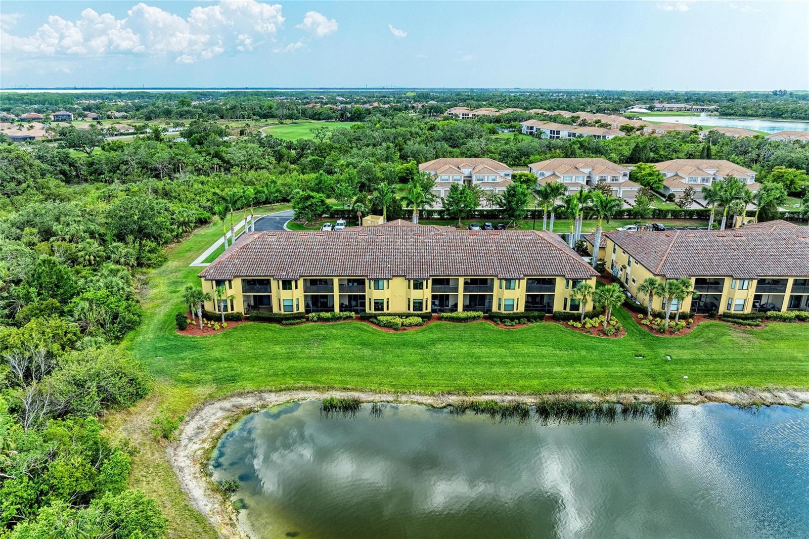 Image 40 of 74 For 7315 River Hammock Drive 101