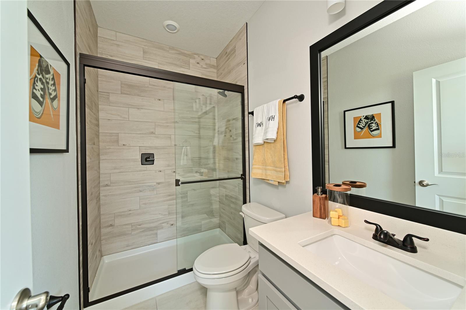 Image 15 of 30 For 2401 Ezzell Court