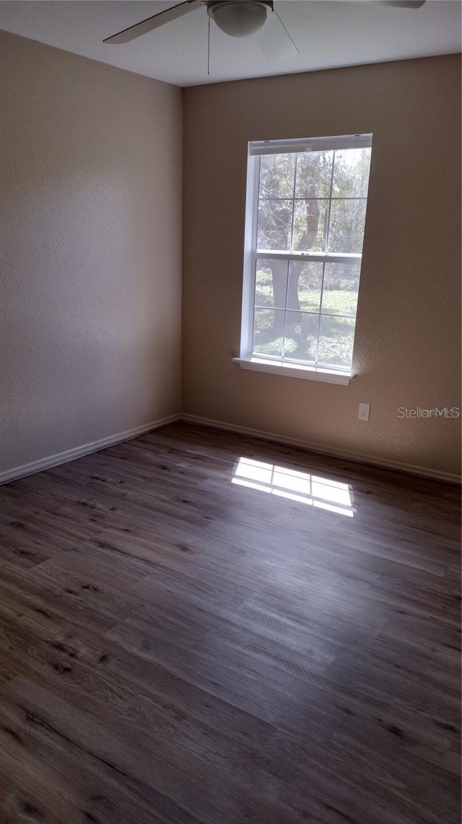 Image 11 of 63 For 15308 Fruitville Road