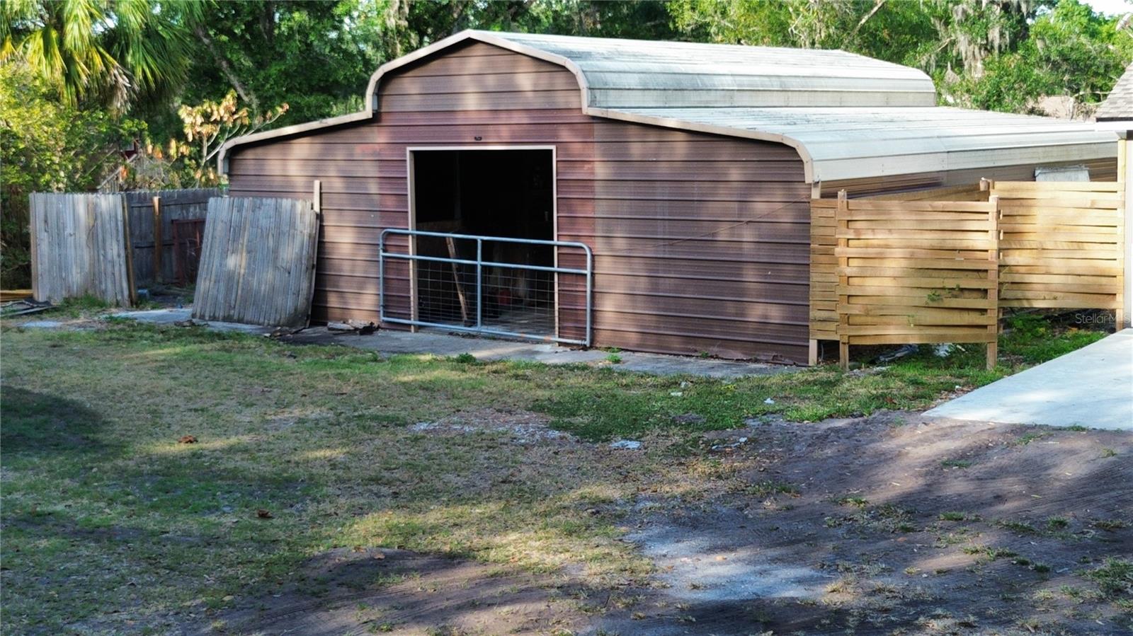 Image 28 of 63 For 15308 Fruitville Road