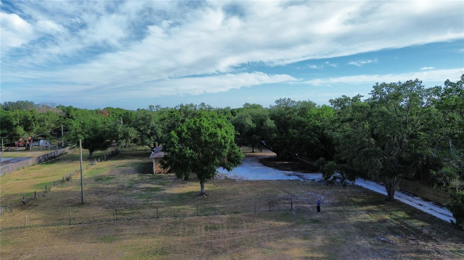 Image 4 of 63 For 15308 Fruitville Road