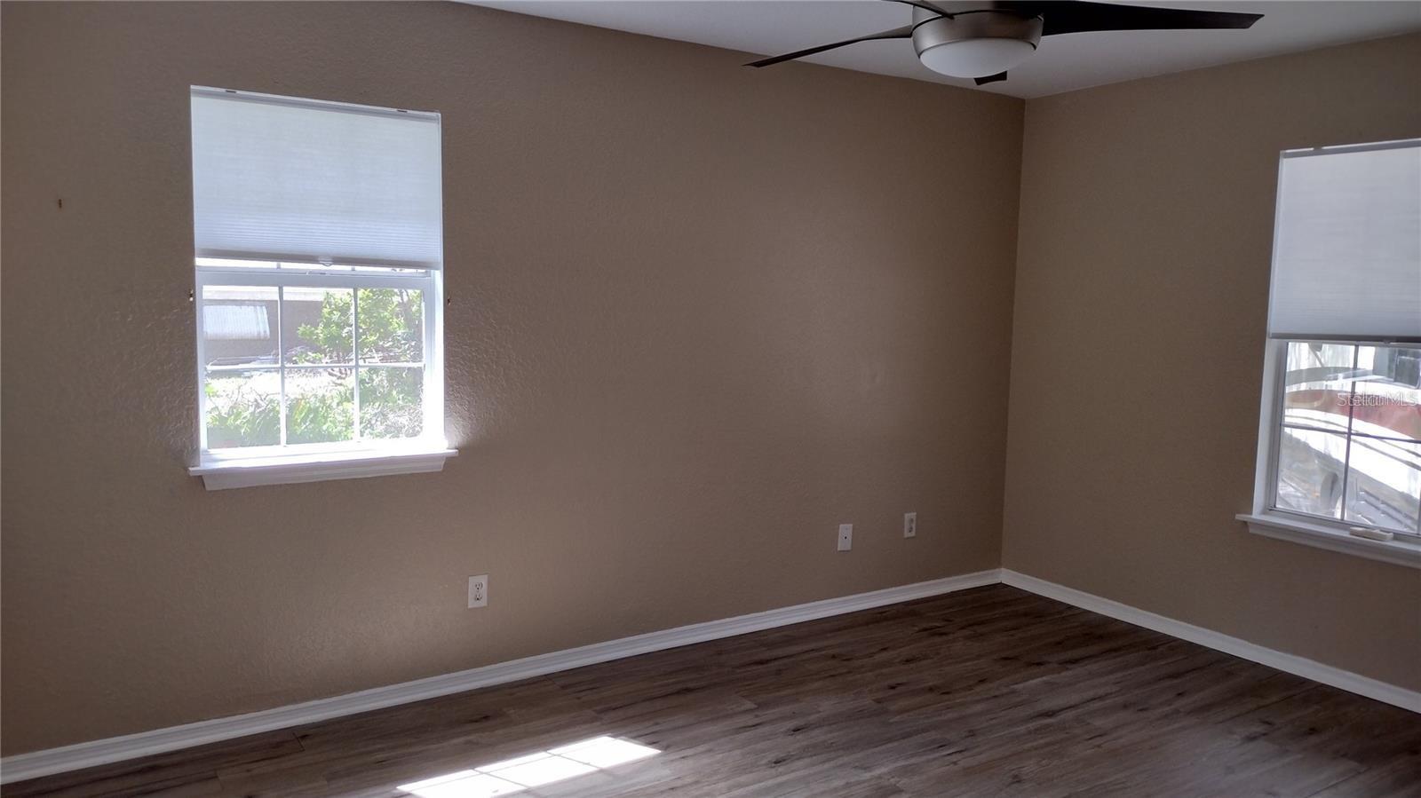 Image 9 of 63 For 15308 Fruitville Road
