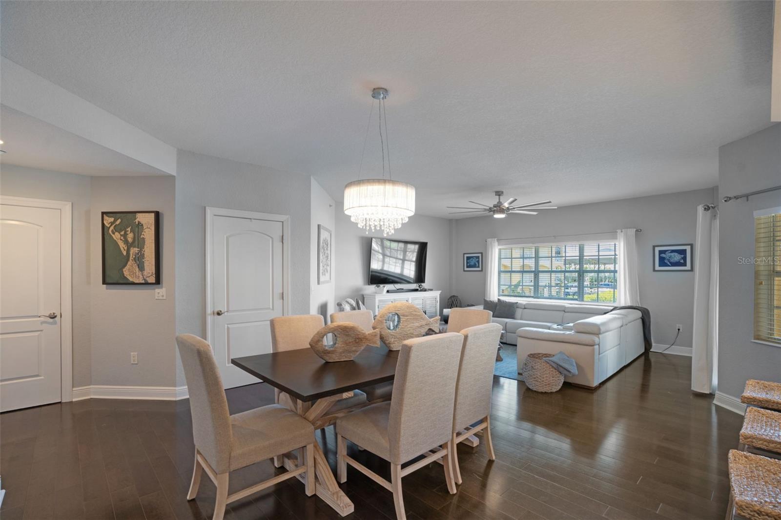 Image 7 of 39 For 14041 Bellagio Way 218