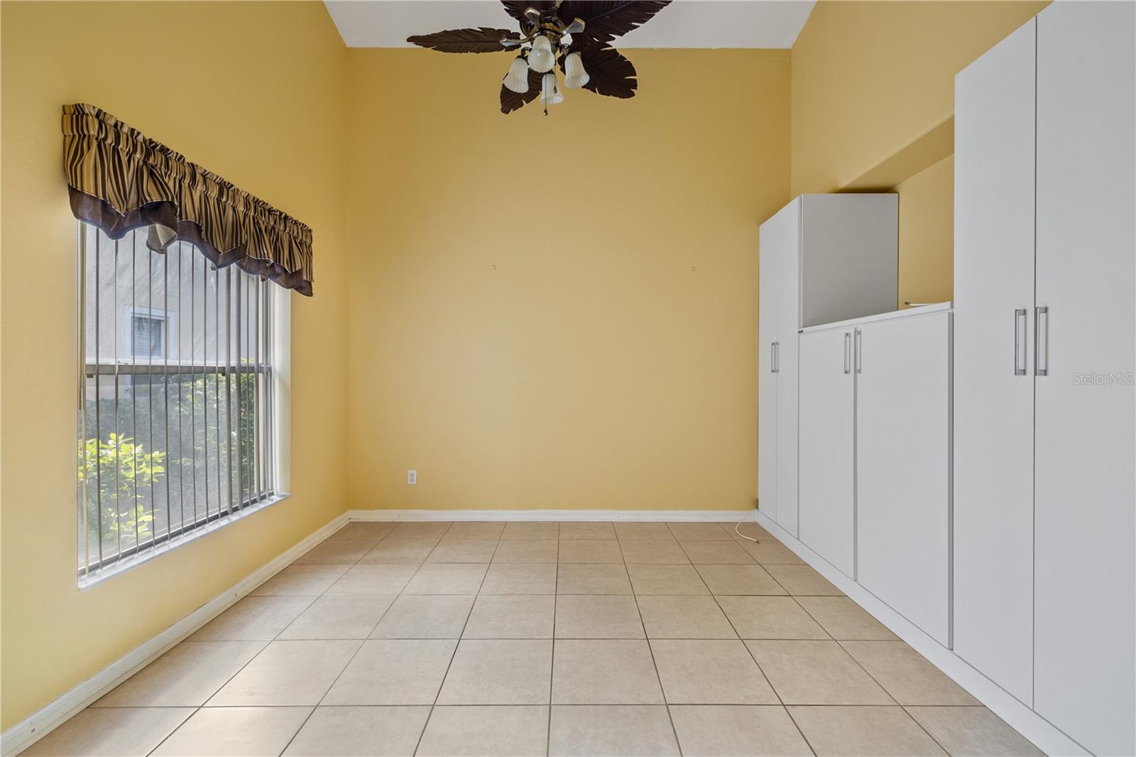 Image 20 of 34 For 3841 Albacete Circle 51