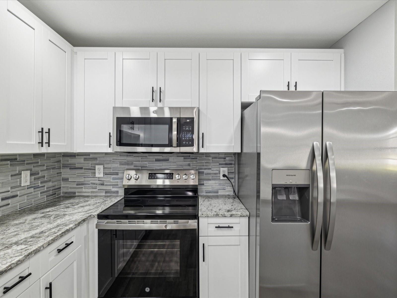 Image 14 of 48 For 8304 Fishhawk Avenue