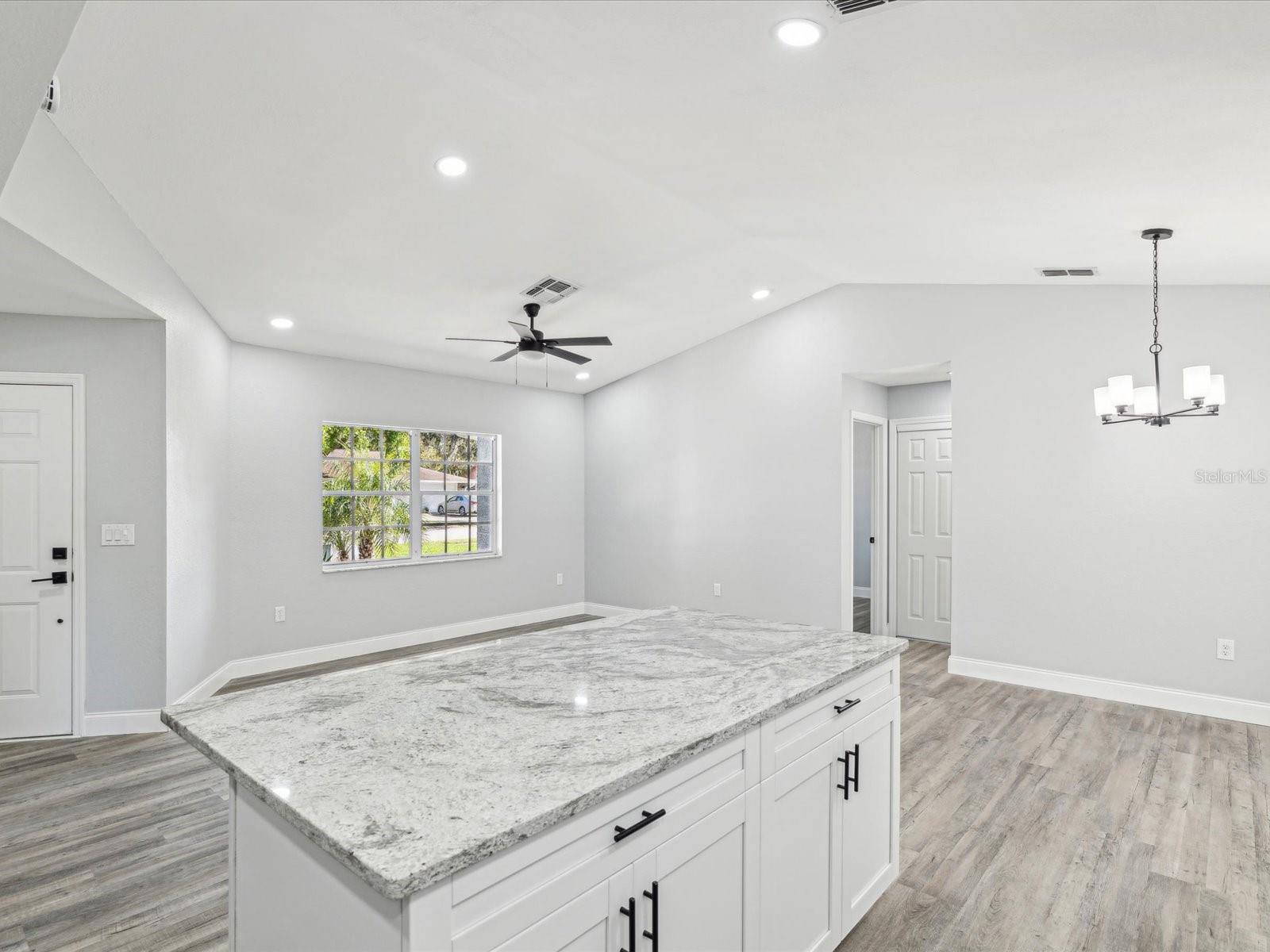 Image 17 of 48 For 8304 Fishhawk Avenue