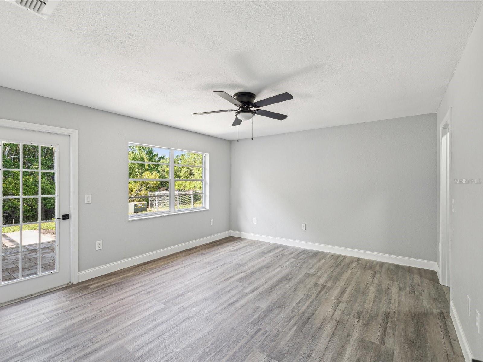 Image 19 of 48 For 8304 Fishhawk Avenue