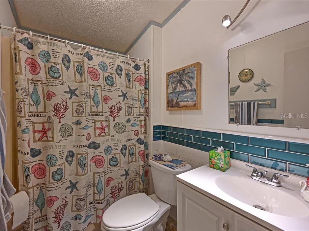Image 15 of 31 For 8400 Princess Court