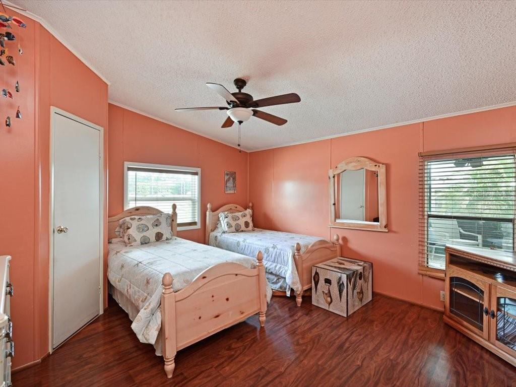 Image 16 of 31 For 8400 Princess Court