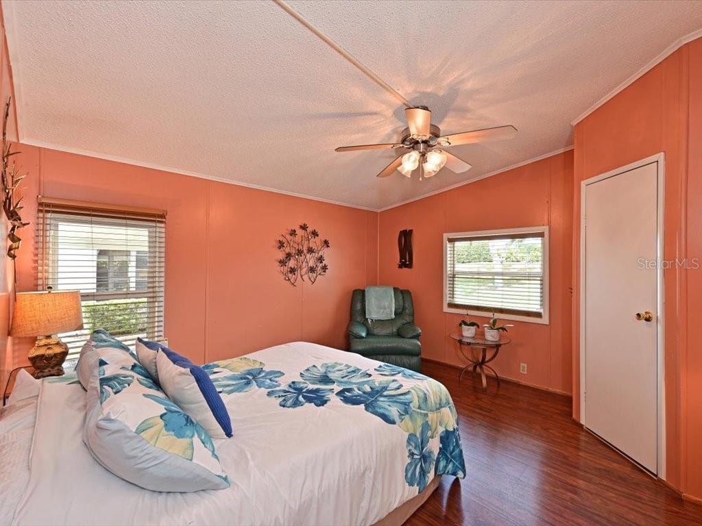 Image 17 of 31 For 8400 Princess Court