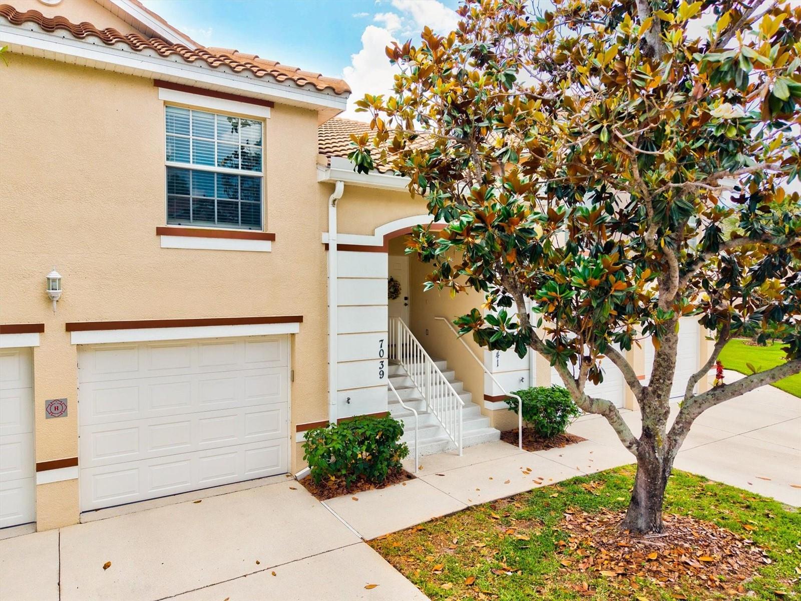 Image 38 of 71 For 7039 Strand Circle 34-201