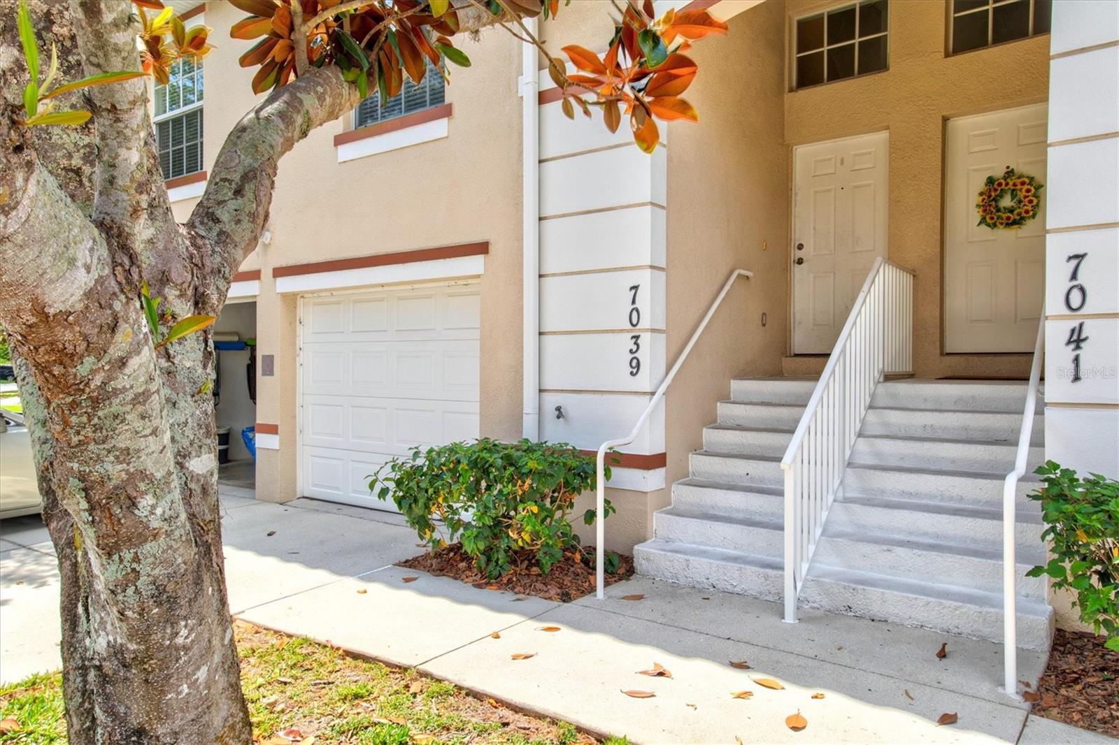 Image 6 of 71 For 7039 Strand Circle 34-201