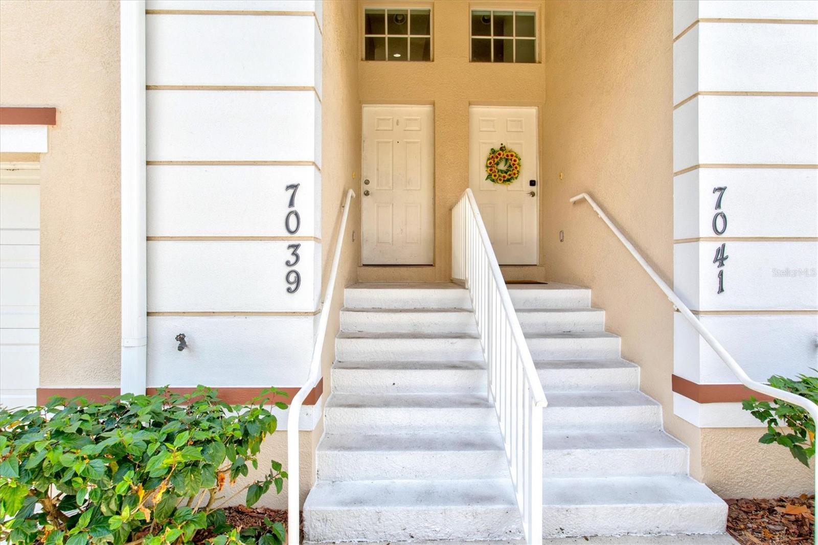 Image 7 of 71 For 7039 Strand Circle 34-201