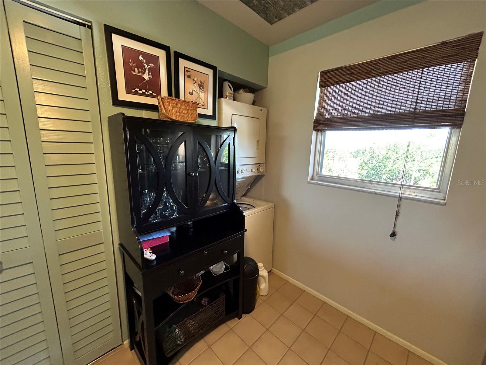 Image 5 of 17 For 3620 Ironwood Circle 405