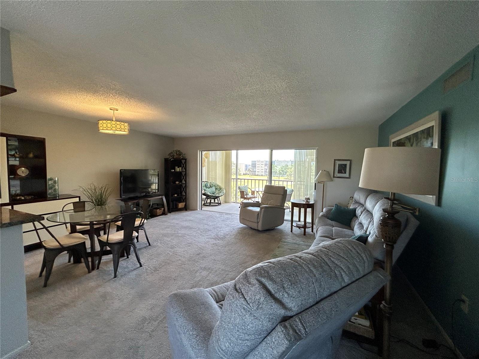 Image 8 of 17 For 3620 Ironwood Circle 405