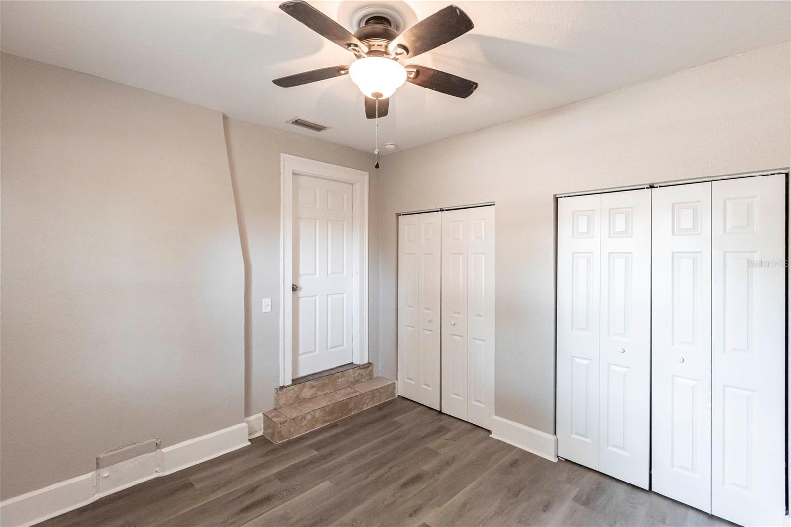 Image 17 of 26 For 4347 9th Avenue N