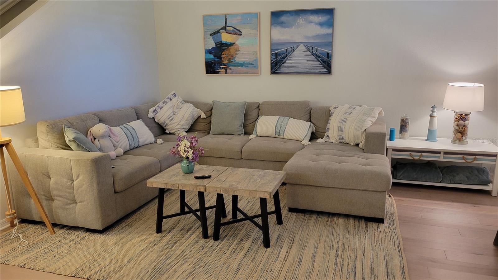 Listing photo id 9 for 3716 82nd Avenue Circle E 101
