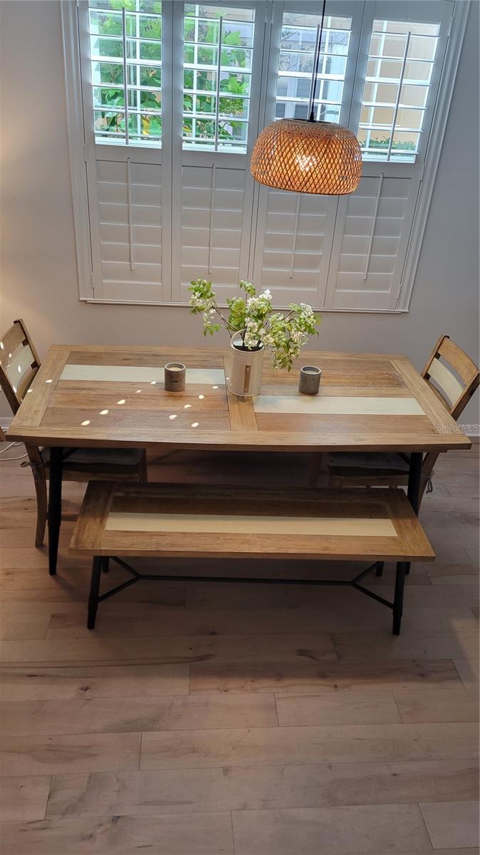 Listing photo id 6 for 3716 82nd Avenue Circle E 101