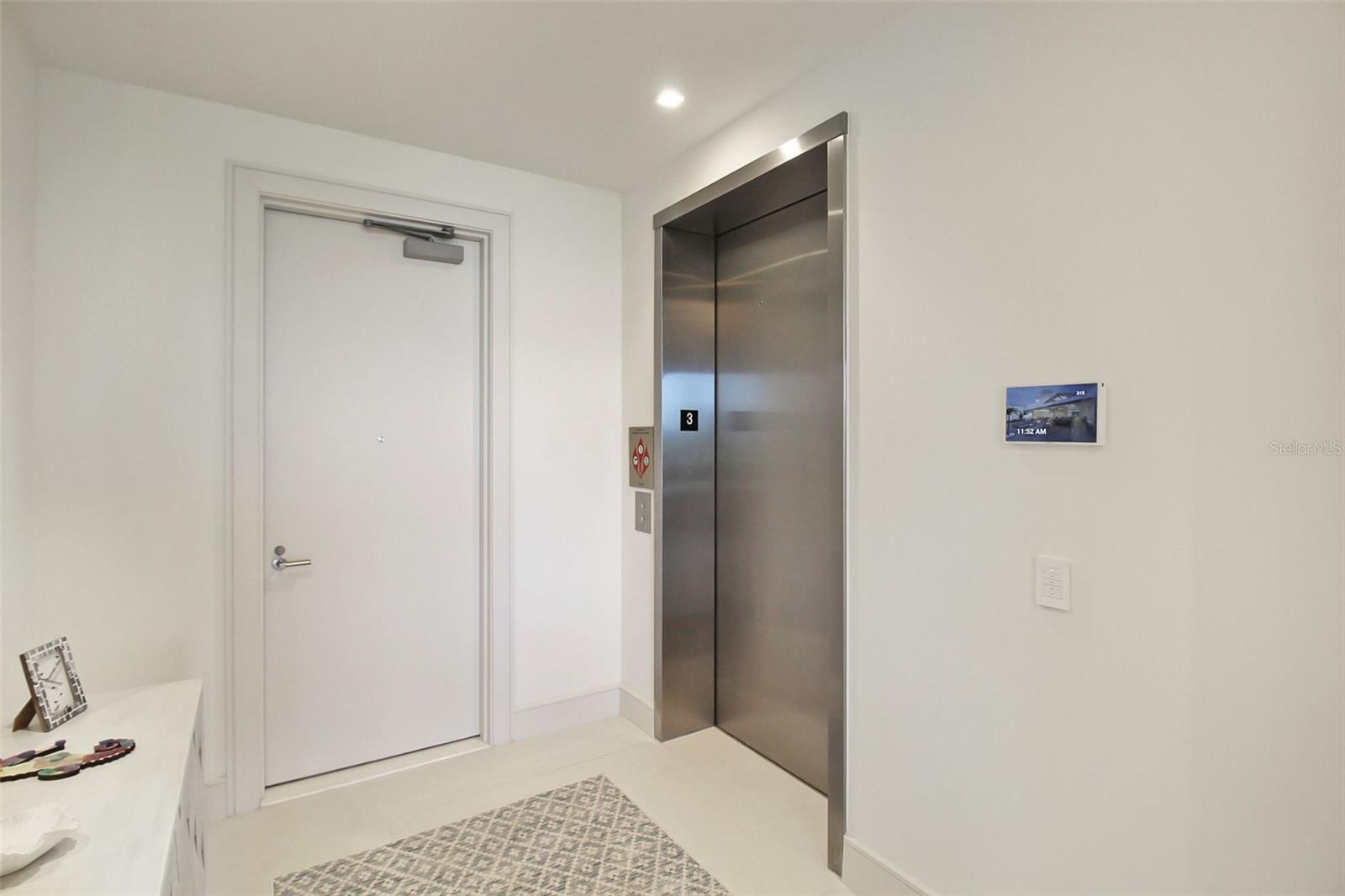 Image 4 of 100 For 1591 Gulf Of Mexico Drive 315