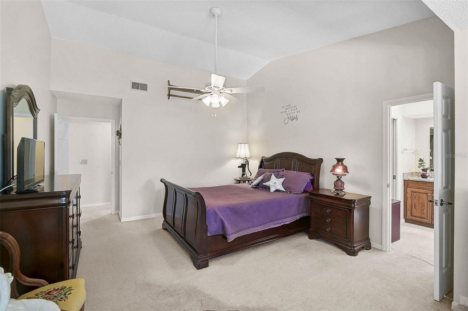 Image 24 of 36 For 7817 Pine Trace Drive 15