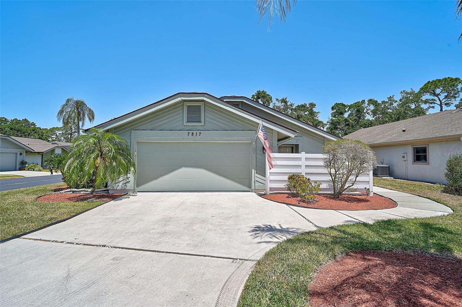Image 3 of 36 For 7817 Pine Trace Drive 15